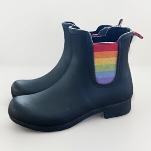 Chooka Chelsea Rain Boots Black Rainbow Stripe Waterproof Size 6 Spring Pride
